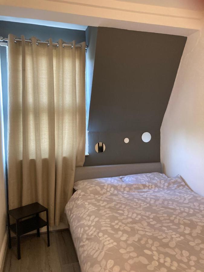 Chosen Rocky Lane Private Rooms Liverpool Exteriér fotografie