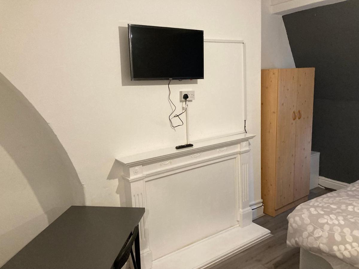 Chosen Rocky Lane Private Rooms Liverpool Exteriér fotografie