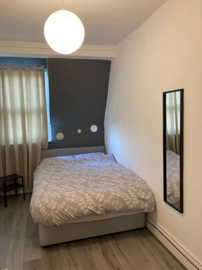 Chosen Rocky Lane Private Rooms Liverpool Exteriér fotografie