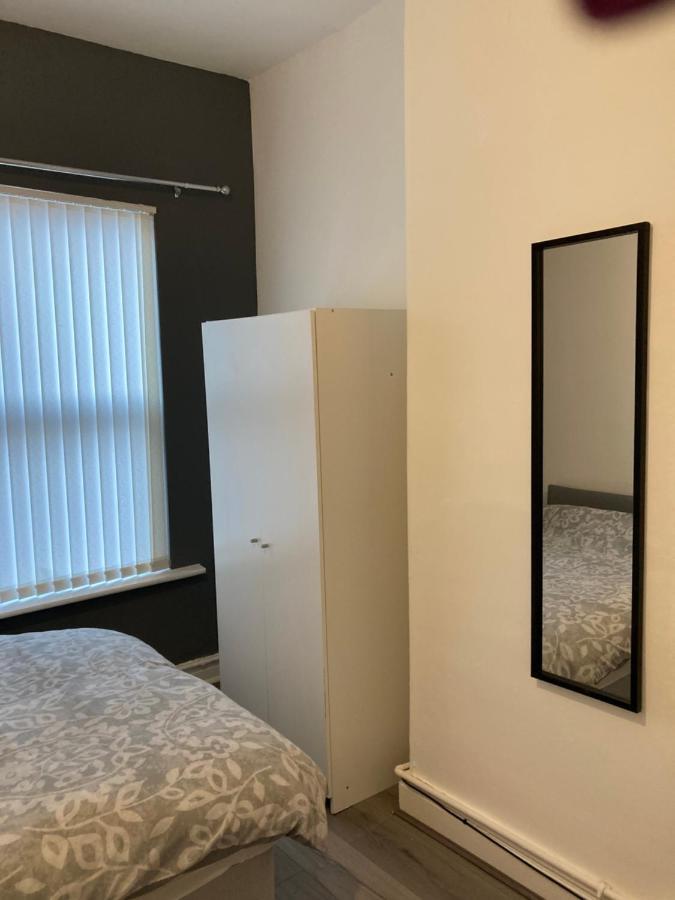 Chosen Rocky Lane Private Rooms Liverpool Exteriér fotografie